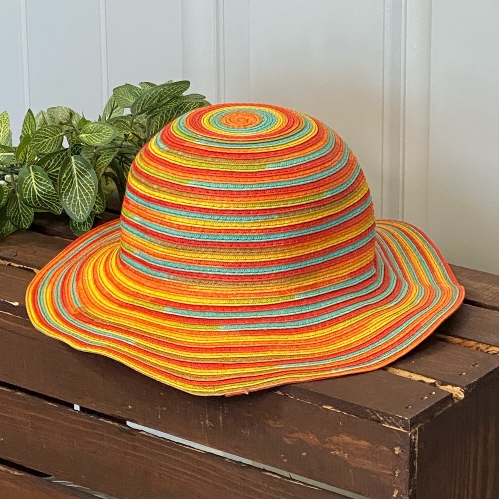 New!  Adorable Packable Colorful Stripe Paper Straw Floppy Hat